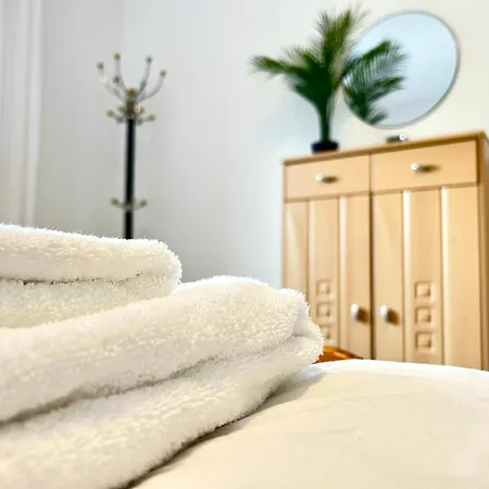Comfy Apartment Mit Garten In Koeln Zewnętrze zdjęcie