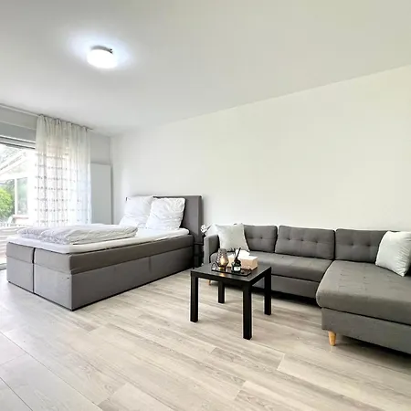 Comfy Apartment Mit Garten In Koeln Zewnętrze zdjęcie